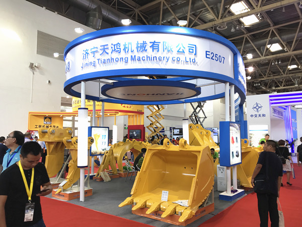 濟(jì)寧天鴻機(jī)械有限公司展位_副本.jpg